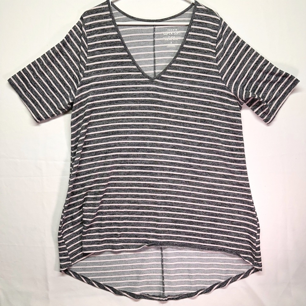 Torrid Super Soft Plush V-Neck Striped Tunic Top Black Stripes Plus Size 3 3X